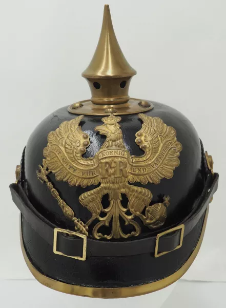 Prussian Enlisted Infantry Pickelhaube Visuel 1 principal